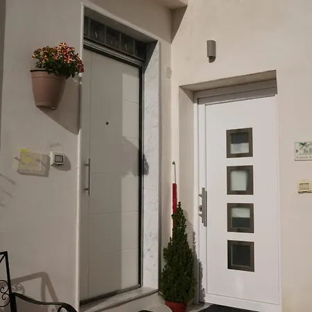 Vesuvio Capodichino Blu Lägenhet