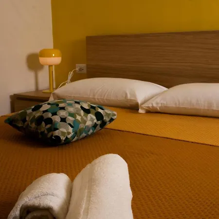 Vesuvio Capodichino Blu Apartment Naples